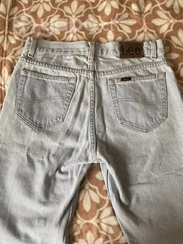 Pantalones Zara y Lee