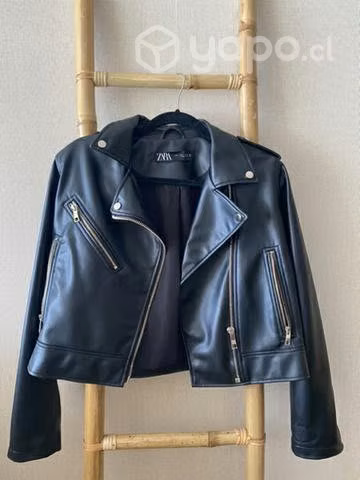 Chaqueta biker negra Zara