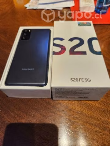 Venta de samsung s20fe 5g 128 GB casi nuevo