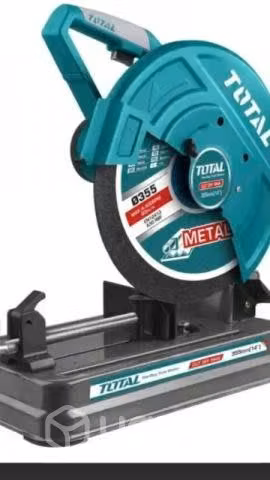 Tronzadora 2350 watts 14 pulg marca total tools