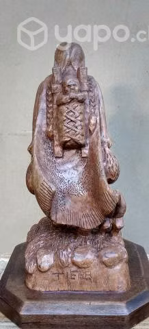 Obra de arte mapuche esculpida - ARTE ETERNO