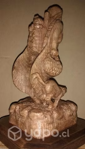 Obra de arte mapuche esculpida - ARTE ETERNO