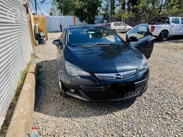 Capot opel astra