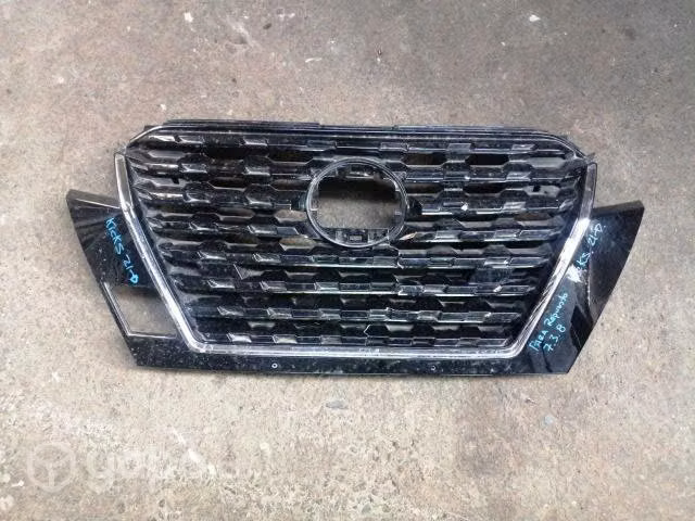 Mascara nissan kicks 2021-2022 original