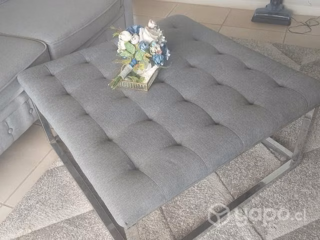 Mesa Otomana gris capitone