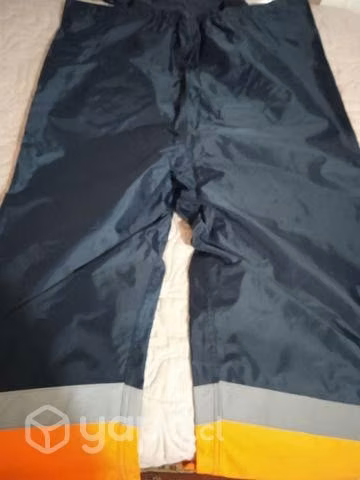 Traje impermeable - Imagen 3