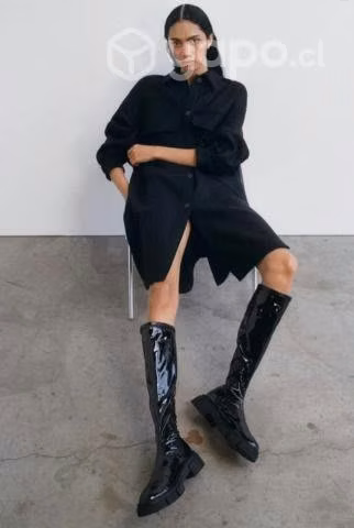 Bota Charol Mujer Marca Zara