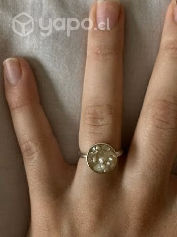Anillo de plata