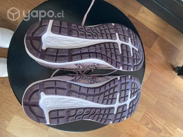 Zapatilla asic mujer nuevas