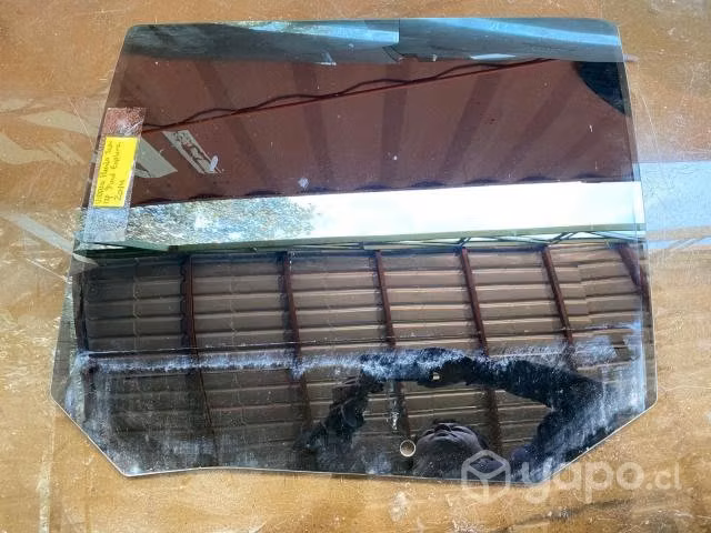 Vidrio original puerta trasera izq Ford Expl 2014