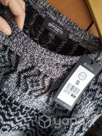 Sweater nuevo talla S - Imagen 2