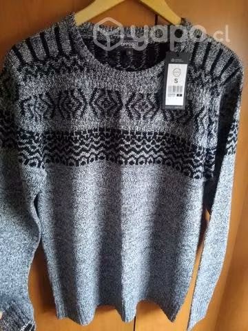 Sweater nuevo talla S