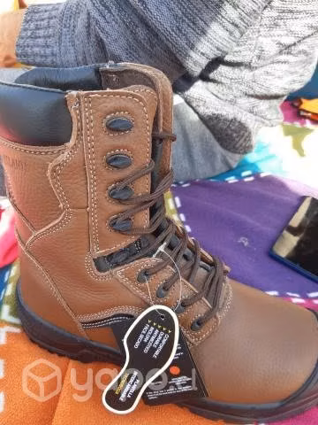 Zapato de seguridad caña alta talla 40