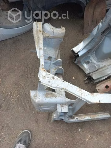 Punta de chassis derecha suzuki baleno 2001