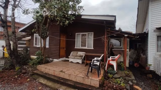 Exitoso recinto de cabañas en Lican Ray