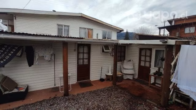 Exitoso recinto de cabañas en Lican Ray