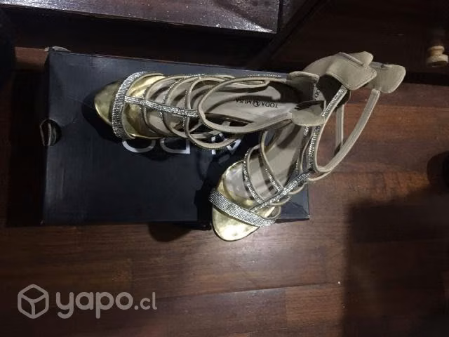 Aldo originales con accesorios