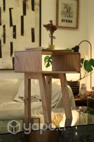 Velador madera nuevo