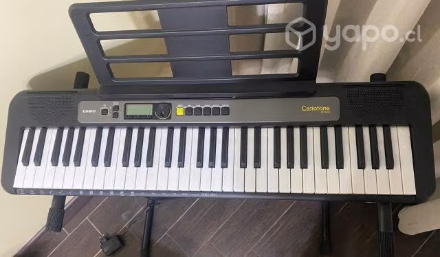 Teclado Casio LK-S250 Atril K&M y Funda RockBag