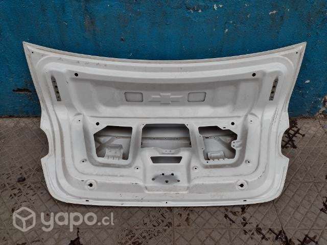 Tapa maleta Chevrolet cavalier 2018/21 - Imagen 3