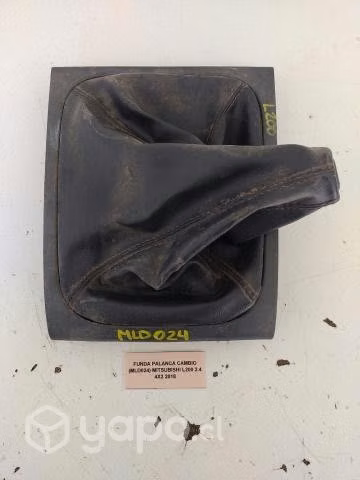 Funda Palanca Cambio (MLD024) Mitsubishi L200 2018