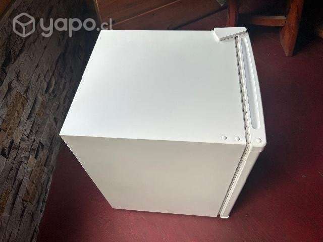Frigobar Mademsa - Imagen 4