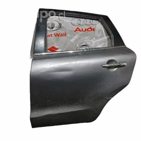 PUERTA TRASERA IZQUIERDA SUZUKI BALENO 17 lata