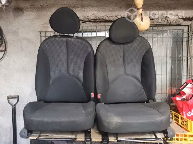 Butacas para kia río JB