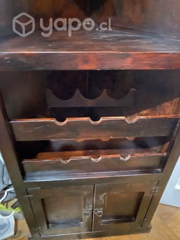 Bar esquinero de madera