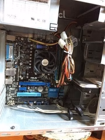 Pc azus excelente estado - Imagen 3