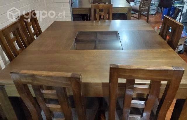 Hermoso comedor de pino radiata para 8 comensales