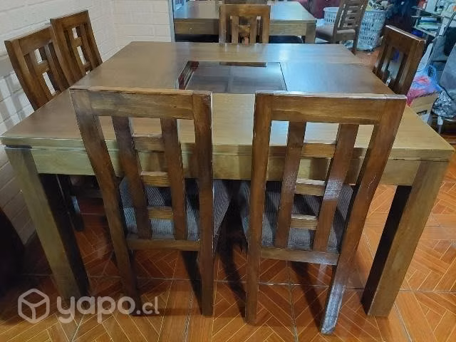 Hermoso comedor de pino radiata para 8 comensales