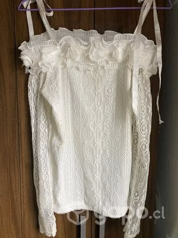 Vestidos y Blusa