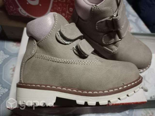 Zapatos de niña - Imagen 3