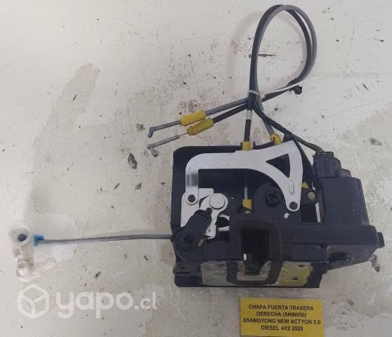 Chapa Puerta Trasera Derecha (SNW050) SSangyong