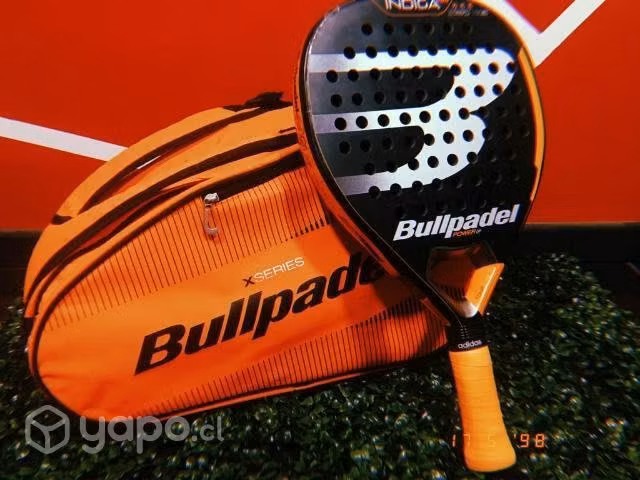 Pala de padel + Paletero Bullpadel