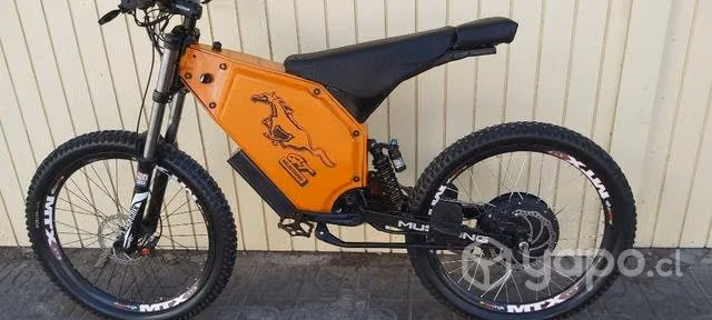 Bicicleta enduro 3000w 84v 40ah con detalle