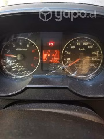 Furgón marca FAW modelo V80 CARGO XL 1.5