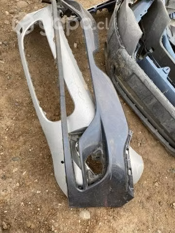 Parachoque Renault clio