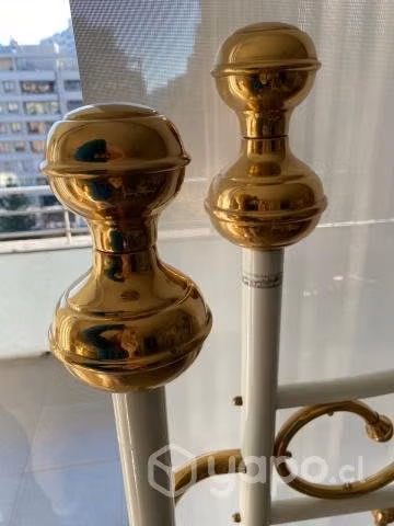 Precioso e impecable respaldo de bronce - Imagen 5