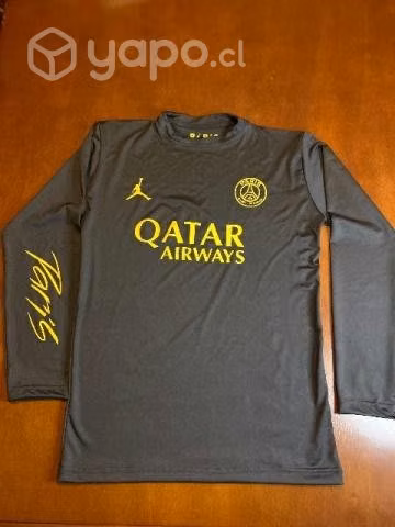 Polera deportiva