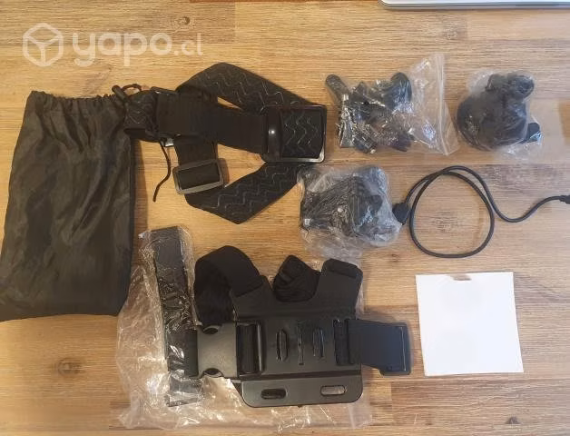 Xiaomi Yi Action Camera con accesorios - Imagen 3