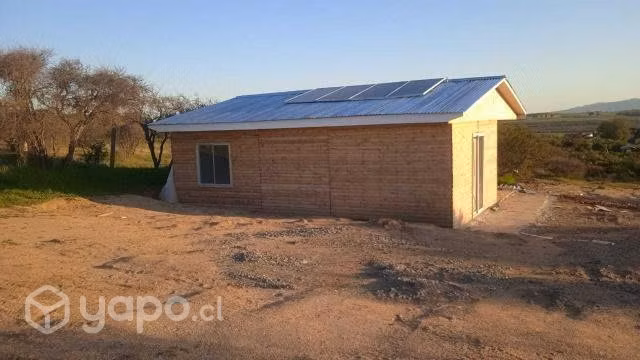 Dos parcelas juntas con casa agua y paneles