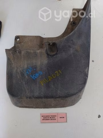 Bota Barro Tras Der (MLA022) Mitsubishi L200 2015
