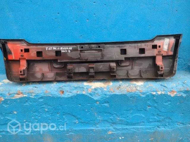 Moldura de portalón Fiat palio aventure 2004-2008 - Imagen 8