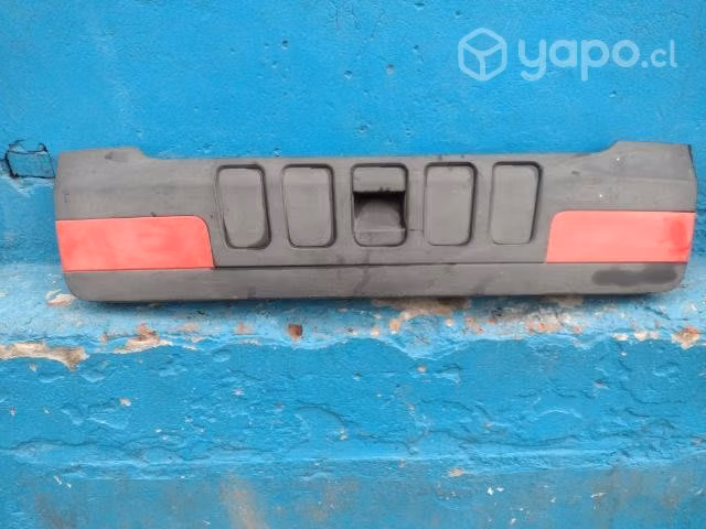 Moldura de portalón Fiat palio aventure 2004-2008 - Imagen 2