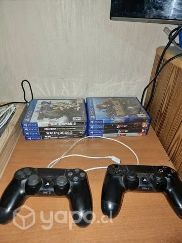 Ps4 fat con 2 joystick y 8 juegos