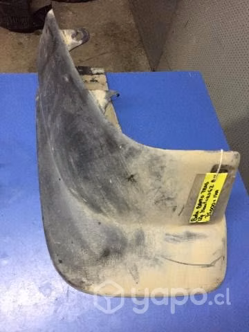 Bota barro tras izq Mitsubishi Montero g2 2012