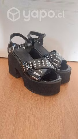 Sandalias marca Todopiel talla 38 1 solo uso