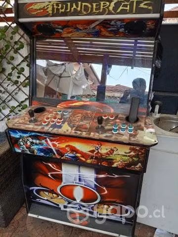 Arcade Multijuegos, YouTube y Netflix